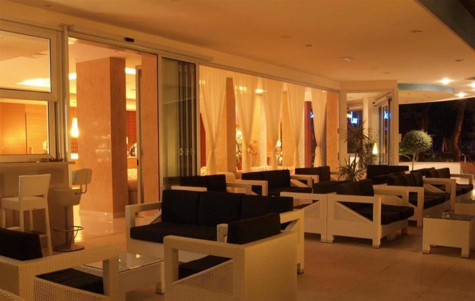 Hotel Parigi Bibione Bagian luar foto